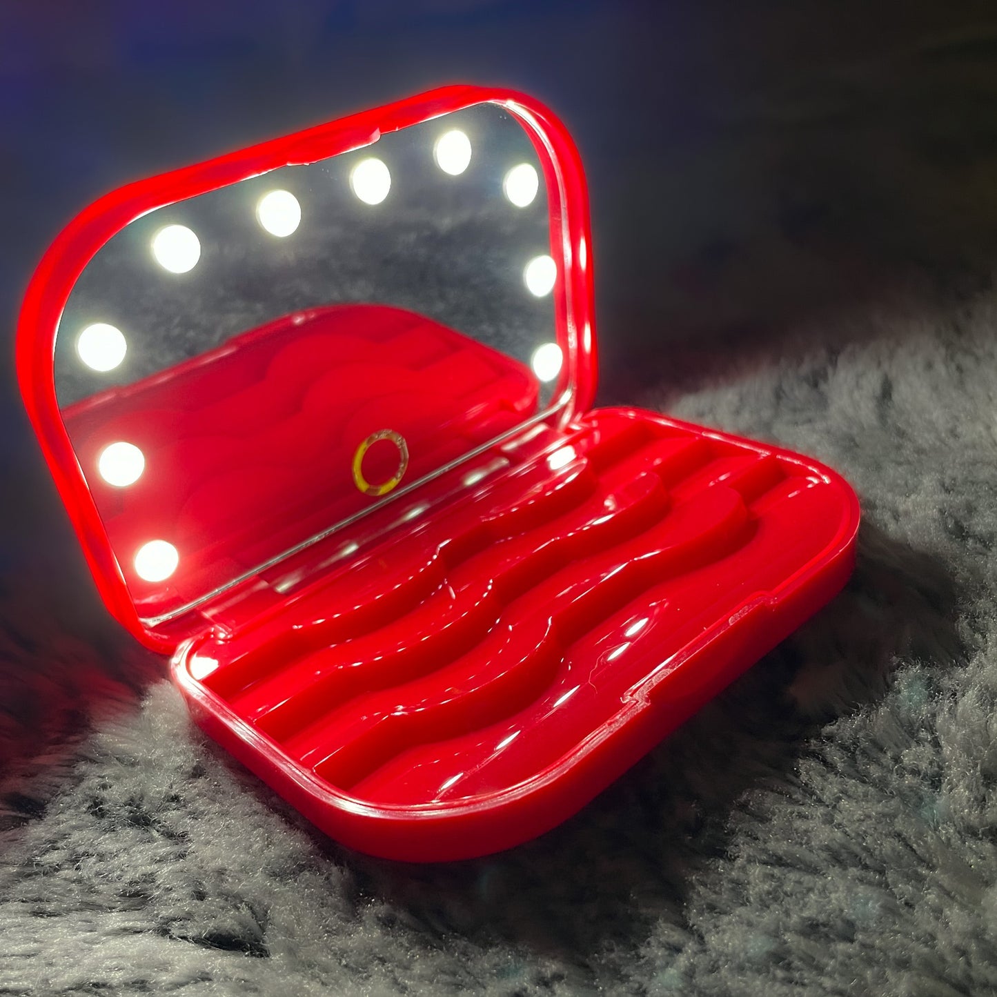 LED mirror lash tray